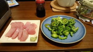 ビントロの刺身とゴーヤの炒め物